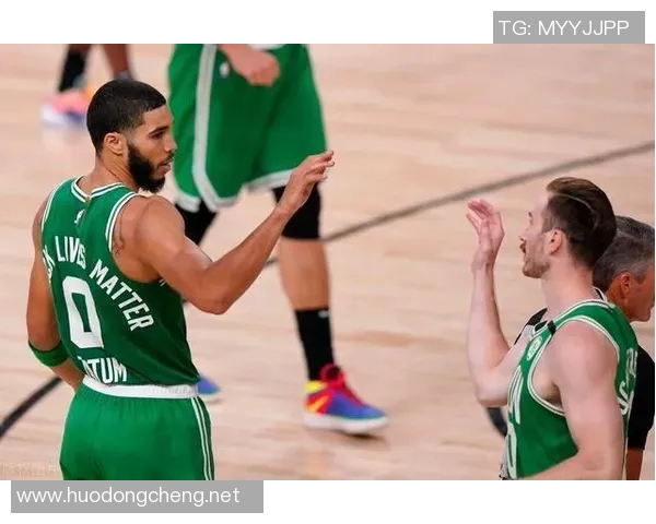 中场休息时如何调整策略提升比赛表现及球员状态 中场休息时如何调整策略提升比赛表现及球员状态