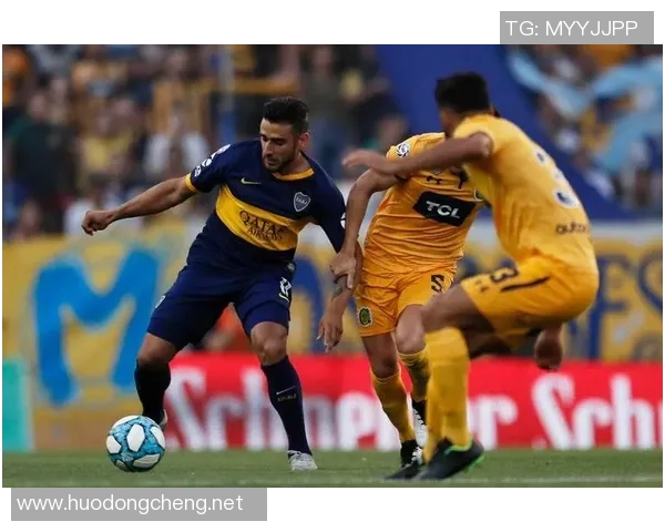 圣保罗与罗萨里奥的激烈对决揭示足球战术的魅力与精彩瞬间 圣保罗与罗萨里奥的激烈对决揭示足球战术的魅力与精彩瞬间